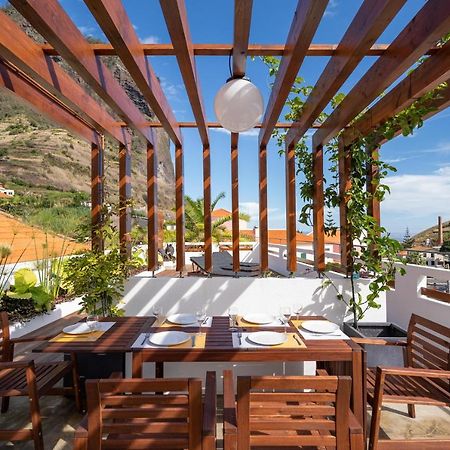 Madeira Surf Camp Pansiyon Porto Da Cruz Dış mekan fotoğraf