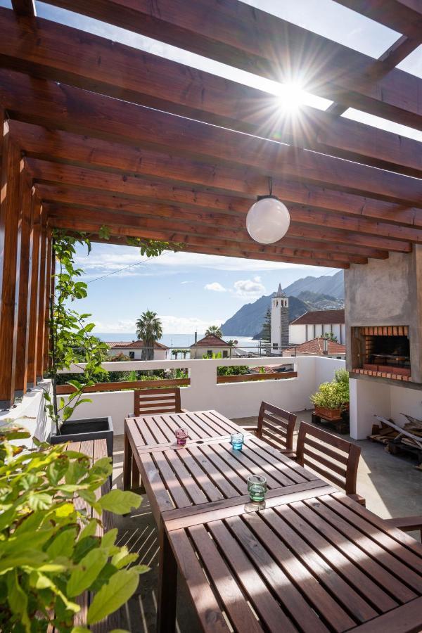 Madeira Surf Camp Pansiyon Porto Da Cruz Dış mekan fotoğraf